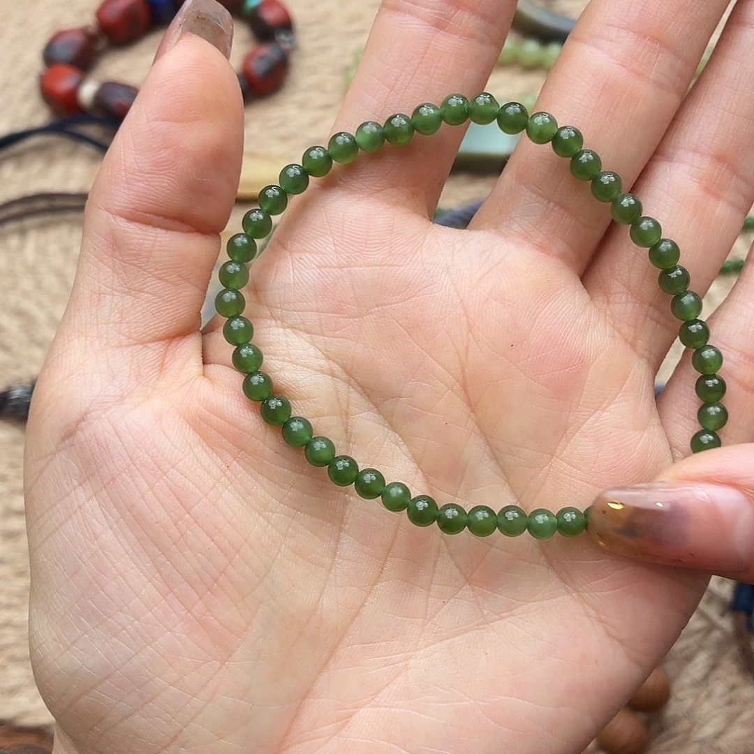 给***间和田玉（碧玉）未镶嵌手链