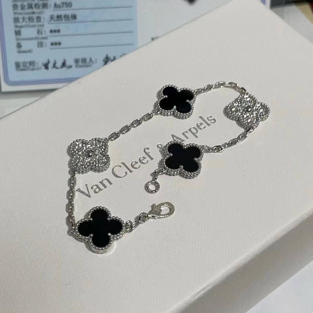 18k金钻石熊猫五花手链