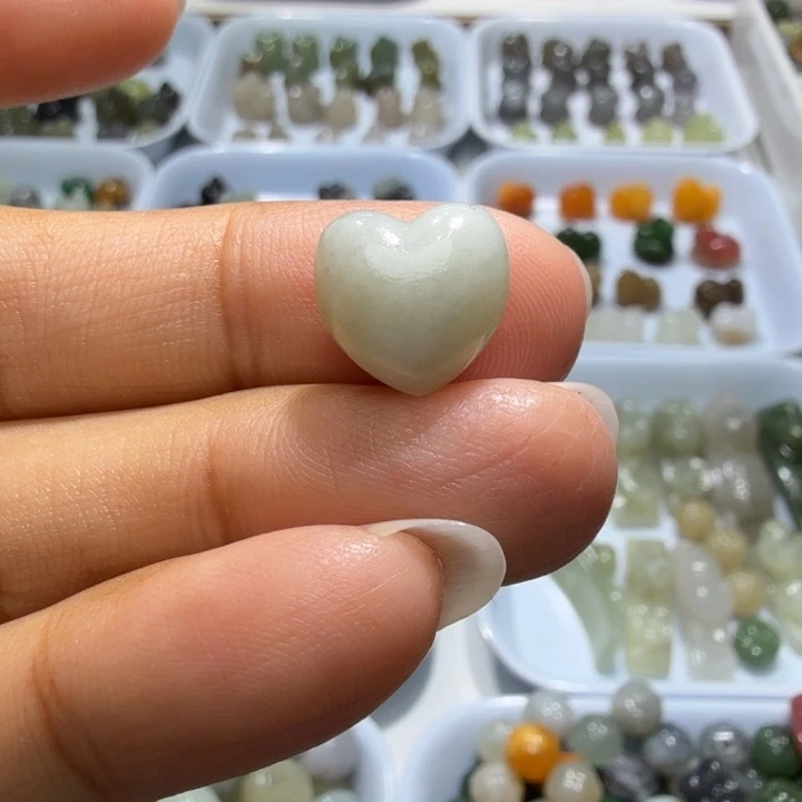 未镶嵌和田玉珠宝半成品
