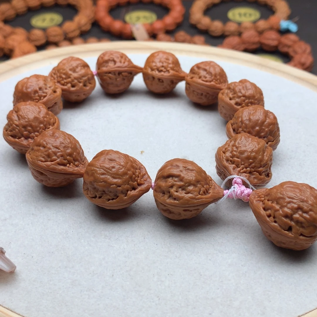 文玩核桃手串皇冠麒麟鼎