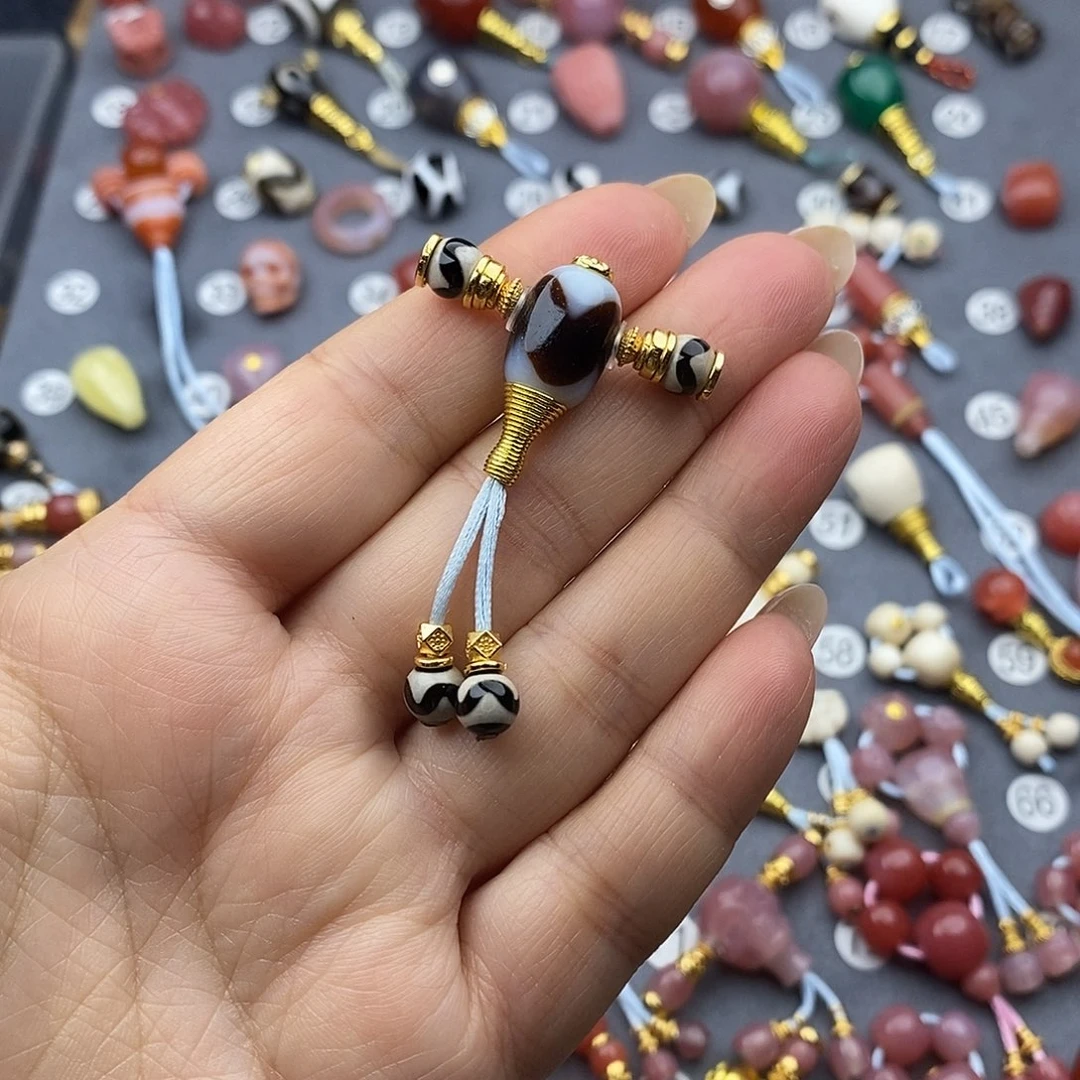 玛瑙/玉髓未镶嵌饰品