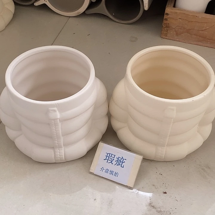 紫砂花盆多肉瑕疵盆有孔。