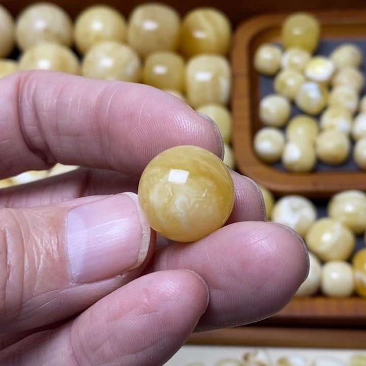 蜜蜡琥珀画未镶嵌@**心