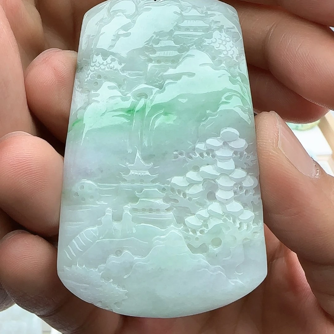 翡翠颈饰未镶嵌翡翠