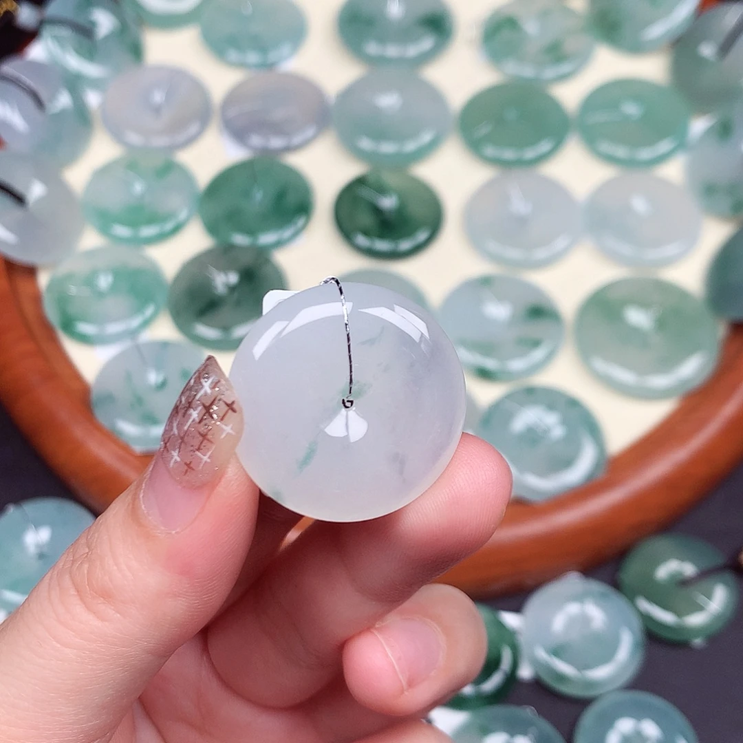 翡翠未镶嵌颈饰27.4、5,4