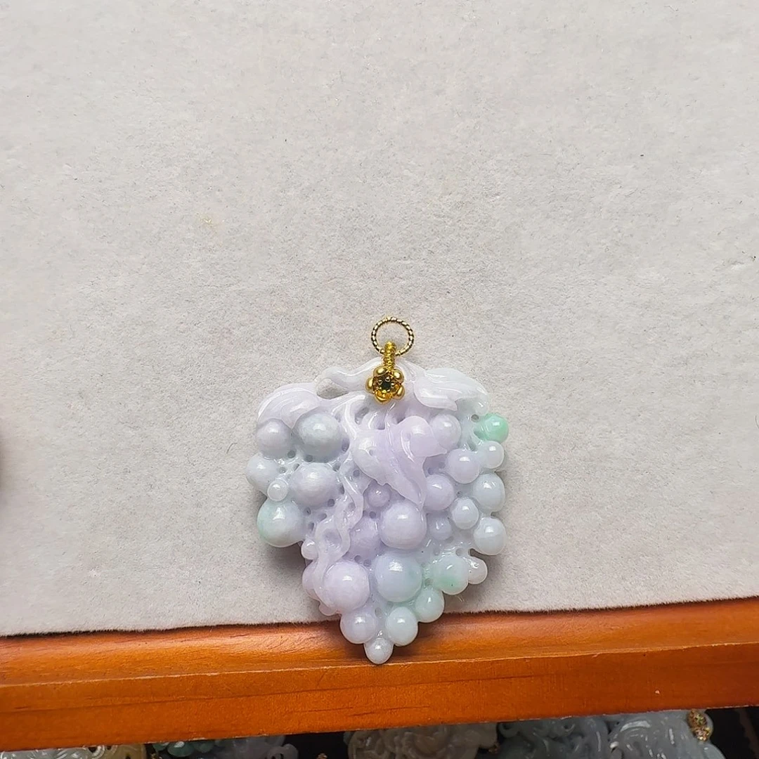 吊坠(赠链)未镶嵌翡翠