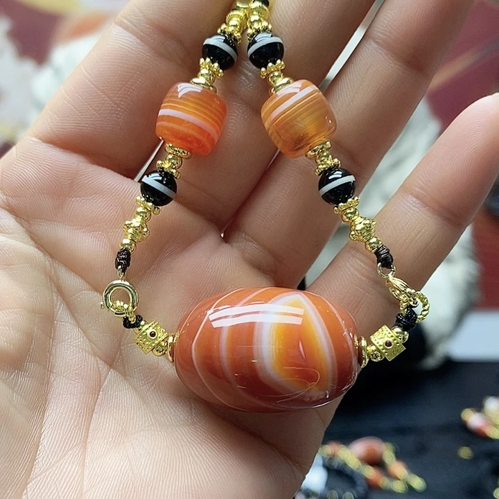 玛瑙/玉髓合金颈饰