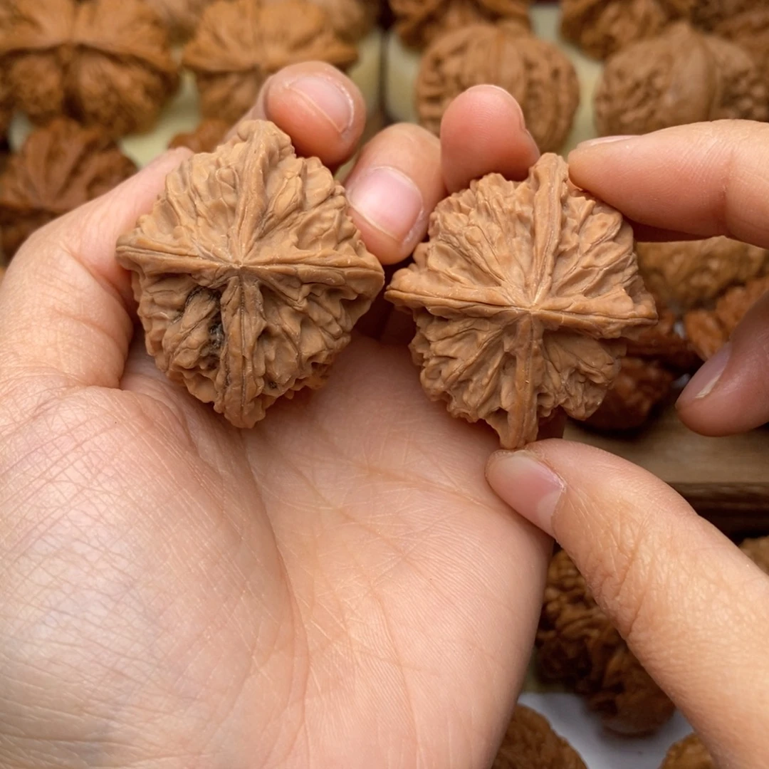 文玩核桃把件328号41玉玺四棱全