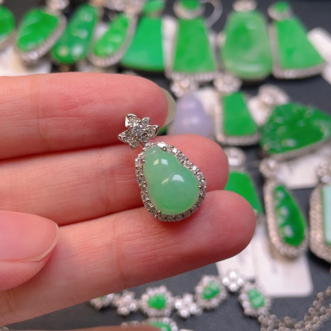 翡翠银S925镶嵌颈饰