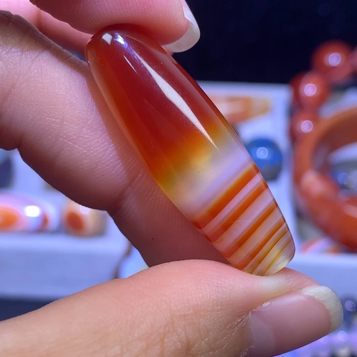 未镶嵌玛瑙/玉髓珠宝奇石