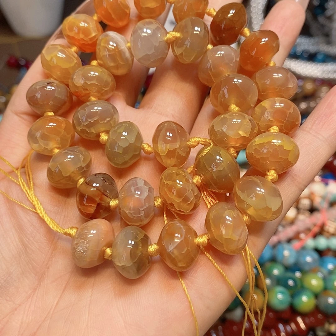 玛瑙/玉髓散珠天然橘黄玛瑙14mm飞碟龙鳞一条