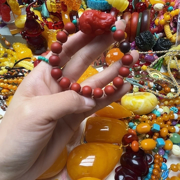 树脂制品2033红皮貔貅手链