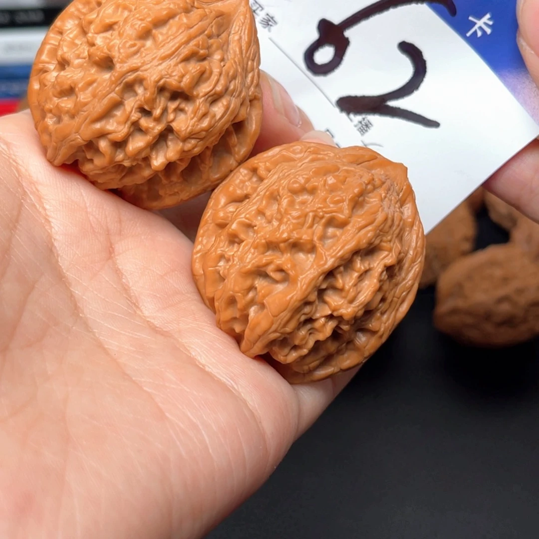 晴***️文玩核桃吊坠大沽石40+尺寸y