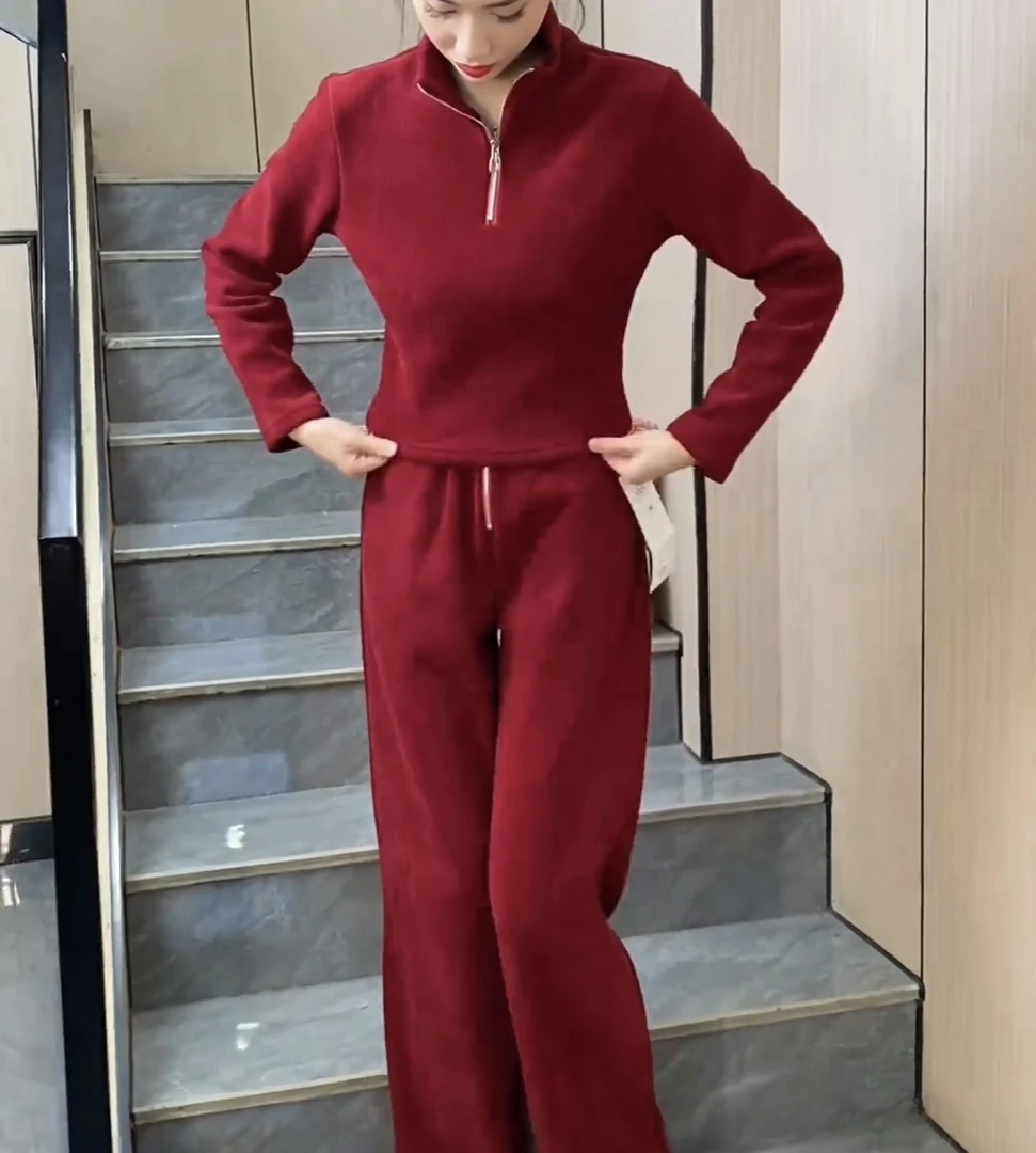 秋冬减龄气质宽松显瘦立领运动休闲时尚套装