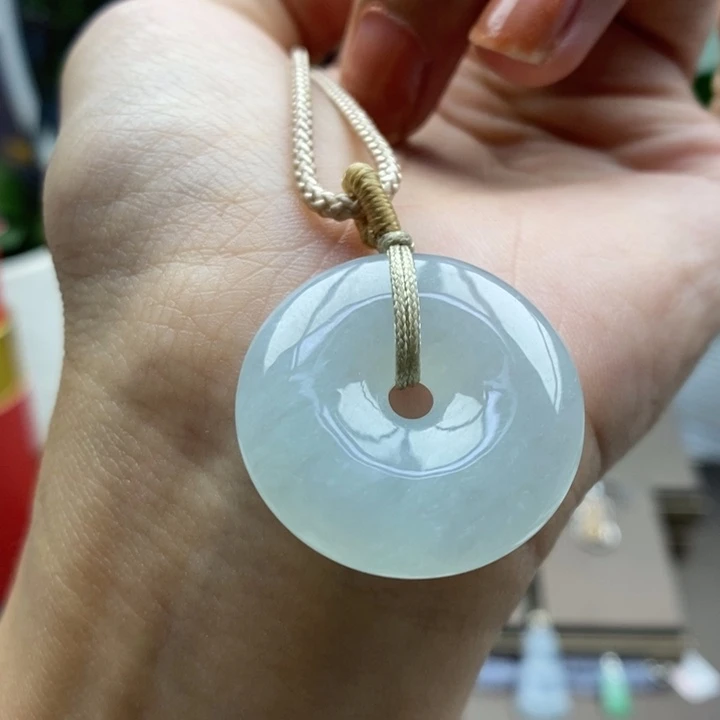 翡翠未镶嵌颈饰吊坠40