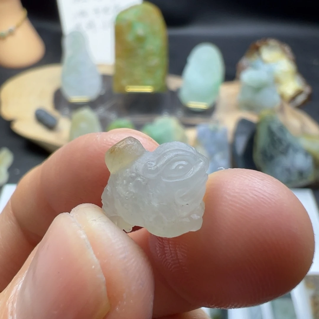 定制翡翠未镶嵌缅甸翡翠A 货挂件