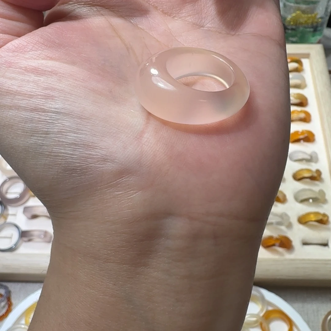 未镶嵌戒指玛瑙/玉髓634港13