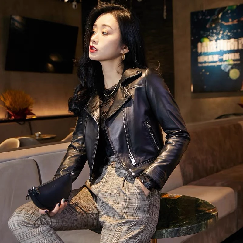 、2025新款绵羊皮女装短款机车小外套夹克小个子真皮皮衣外套