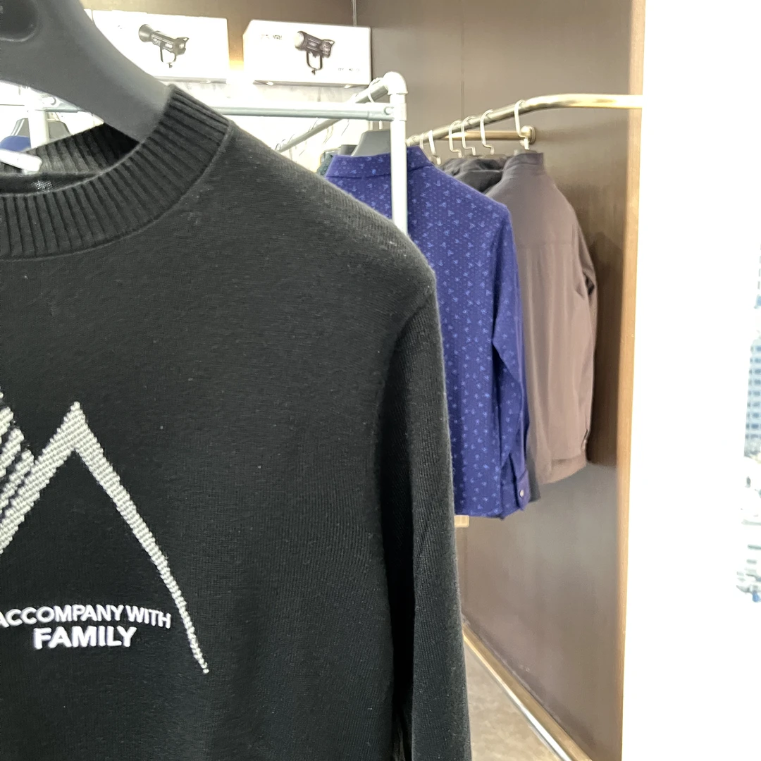 劲家黑色冬款羊毛衫（4379）