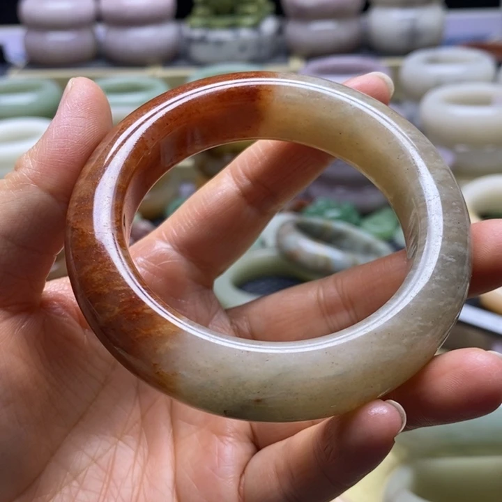 石英质玉未镶嵌手镯