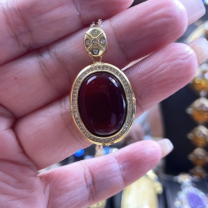 琥珀银S925镶嵌颈饰吊坠