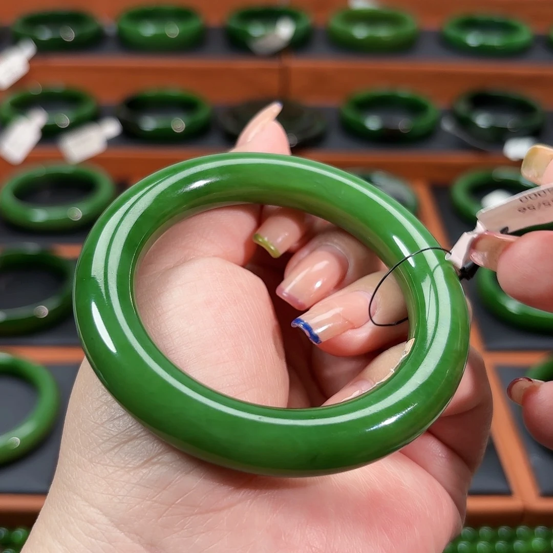 和田玉未镶嵌手镯55