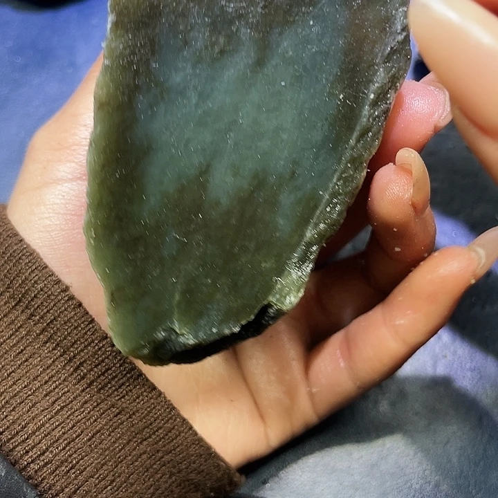 和田玉未镶嵌珠宝半成品