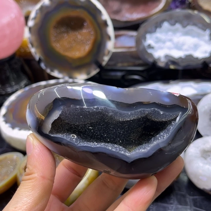 未镶嵌水晶珠宝半成品黑晶洞