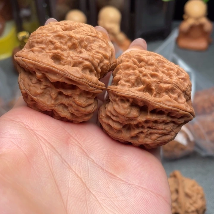 文玩核桃把件平谷凹底43全品