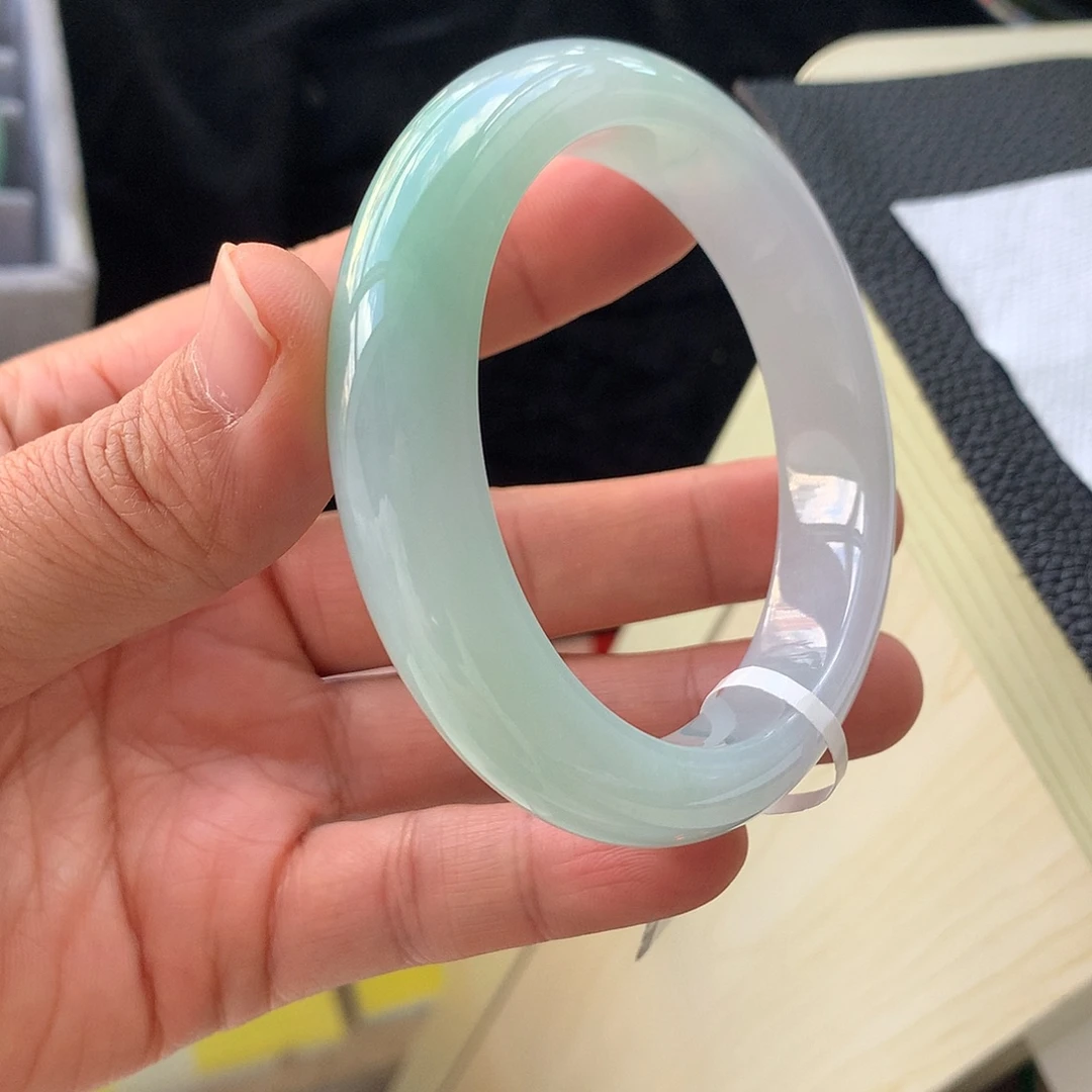 翡翠未镶嵌手镯20号