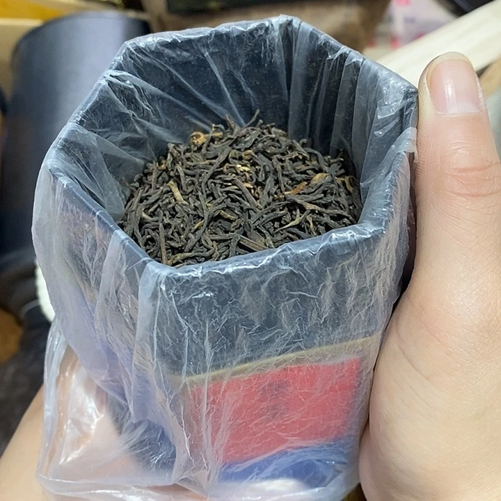 紫砂。。。。。。。。。。。。。。。。。。