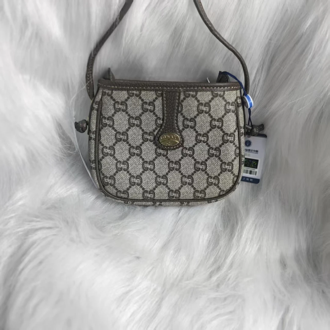 95新 GUCCI/古驰 兔兔奢 /古驰斜挎包/240531146