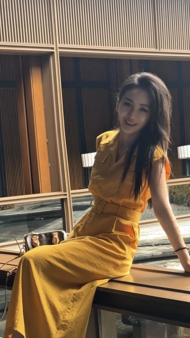 夏季亚麻天丝高级显瘦百搭不挑人连衣裙腰带两件套高品质