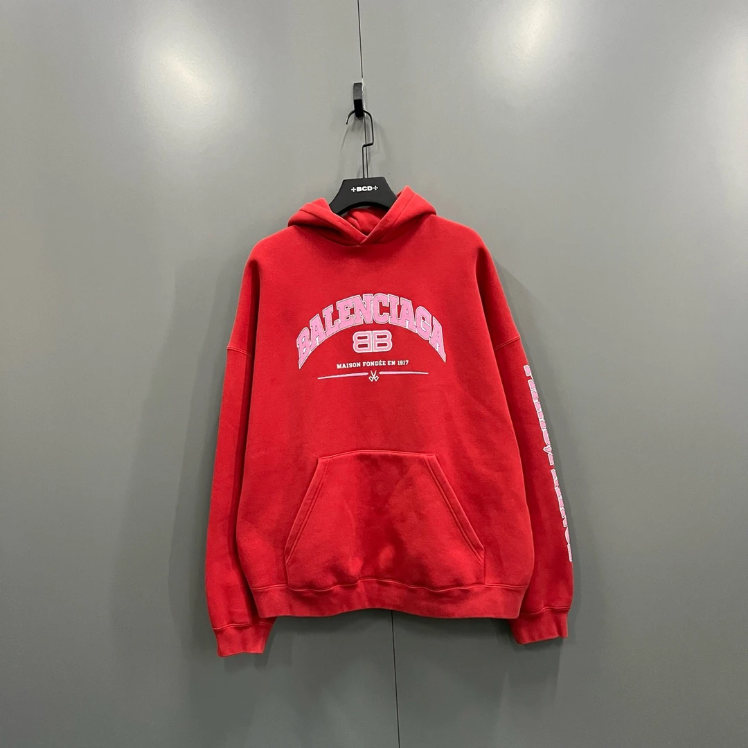 (ll) Balenciaga 巴黎世家 红色做旧logo帽衫 2码/吊牌 bc014521