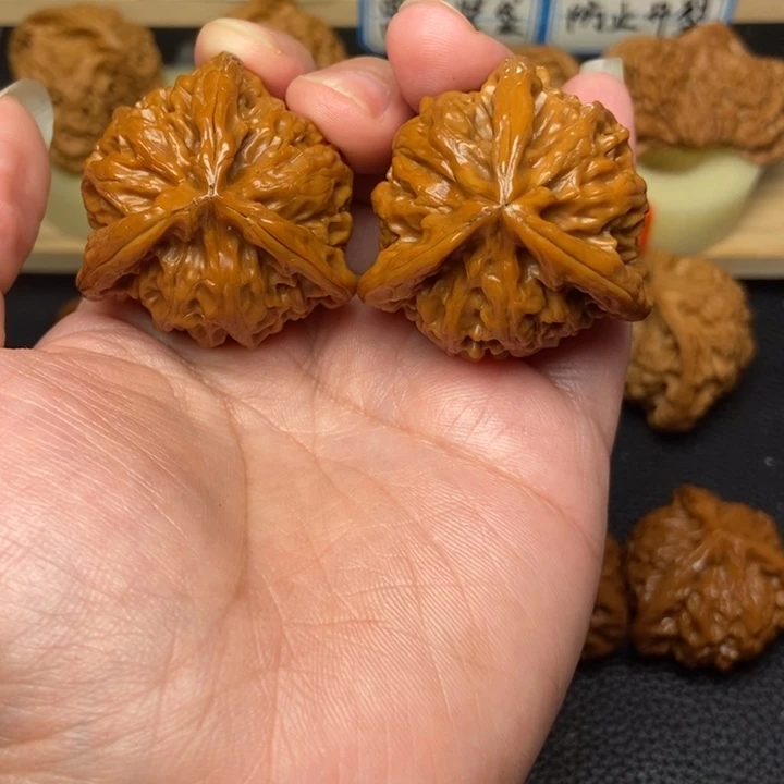 文玩核桃把件唯**选工艺三棱