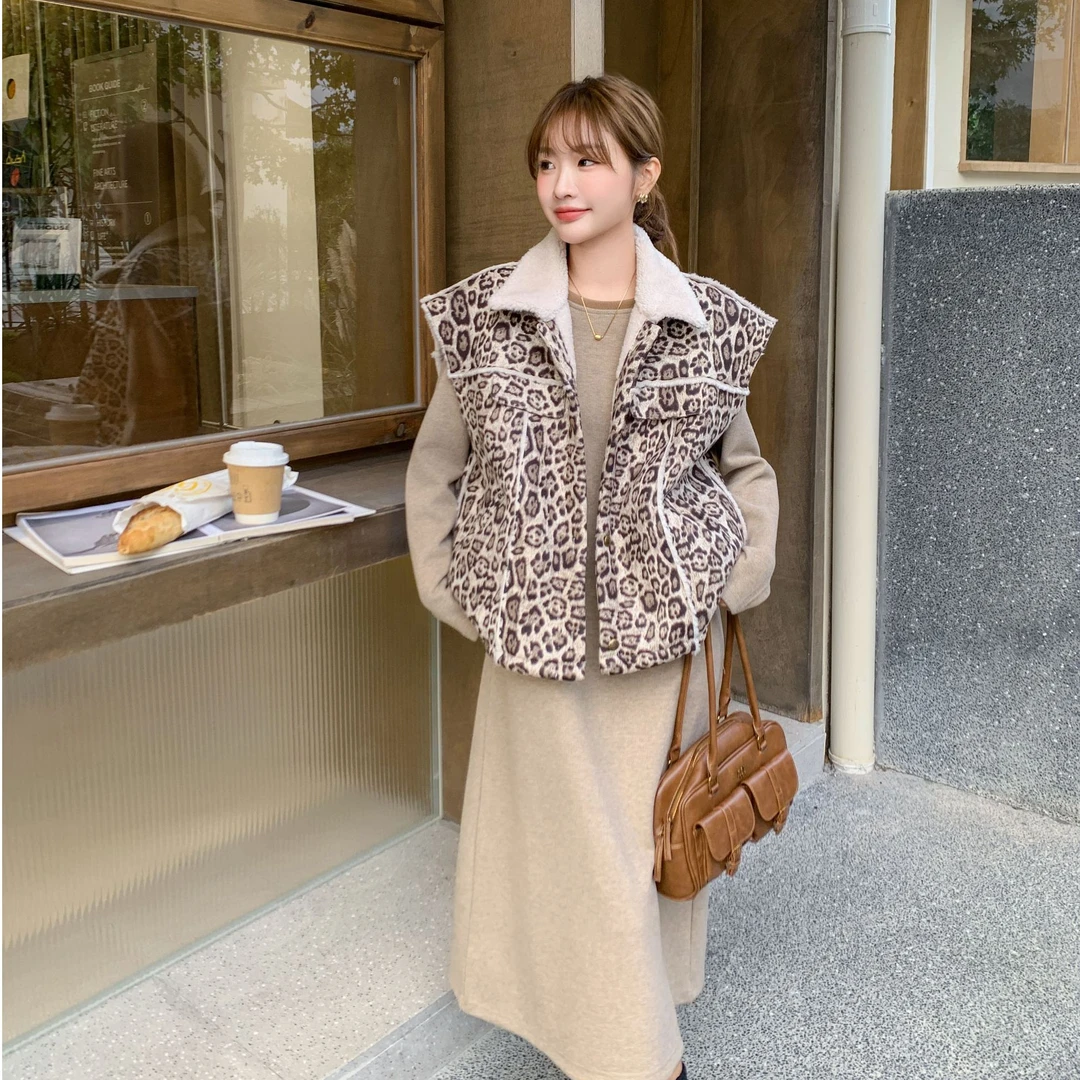 小香风设计感马甲套装裙女2025冬季新款洋气时髦卫衣裙两件套秋冬