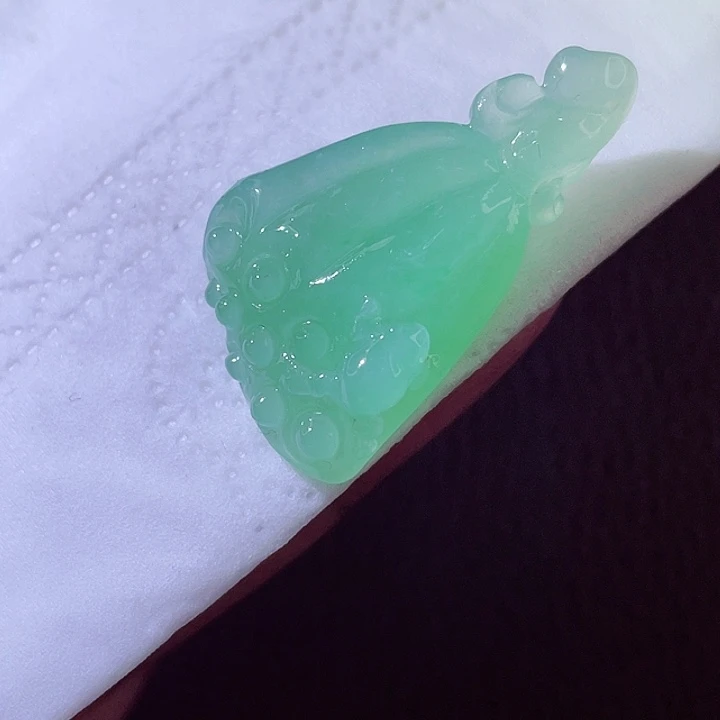 未镶嵌定制翡翠翡翠