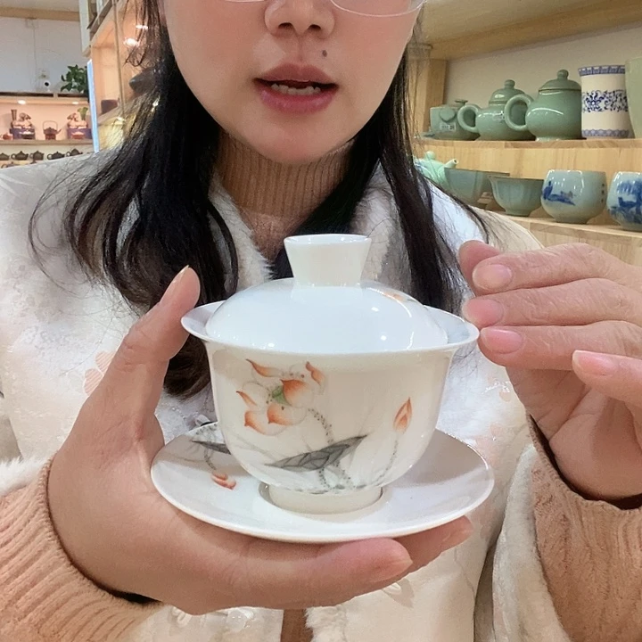 羊脂白玉盖碗瓷器