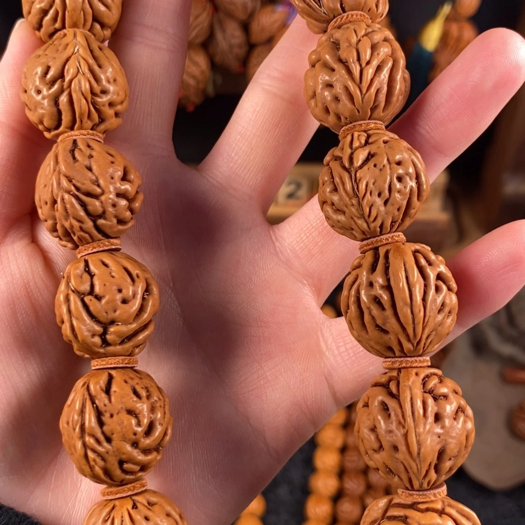 吊坠桃核桃枭手串