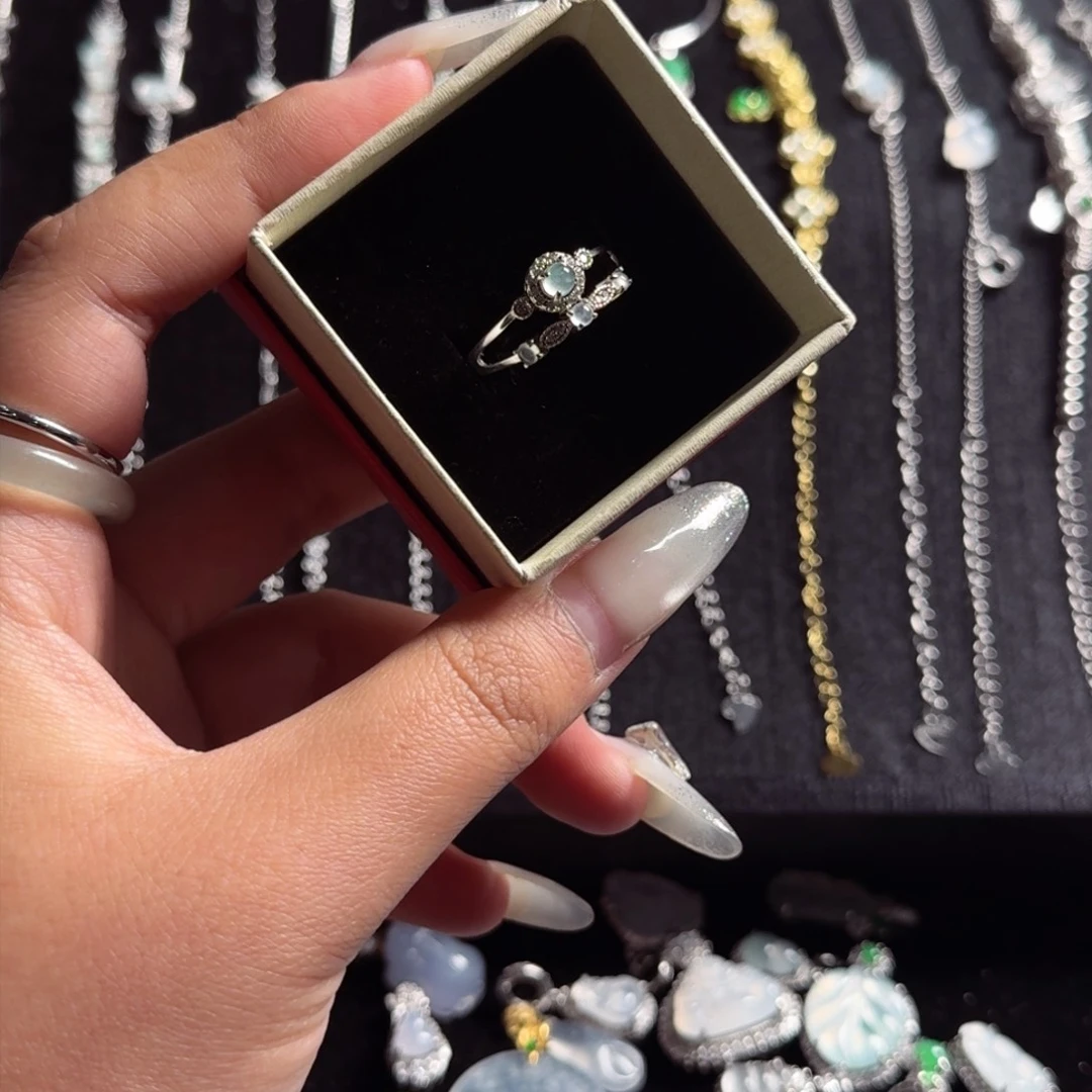 银S925镶嵌戒指翡翠