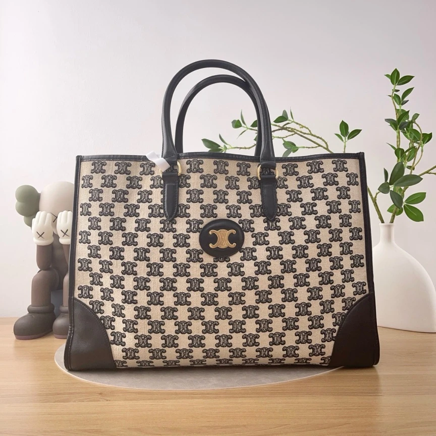 95新 Celine/思琳 cabas tote/单肩包/8067