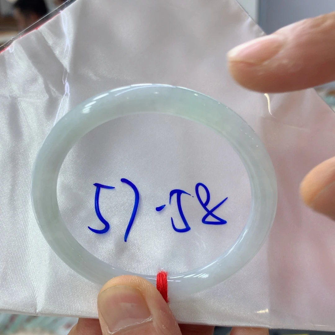 翡翠未镶嵌手镯买断