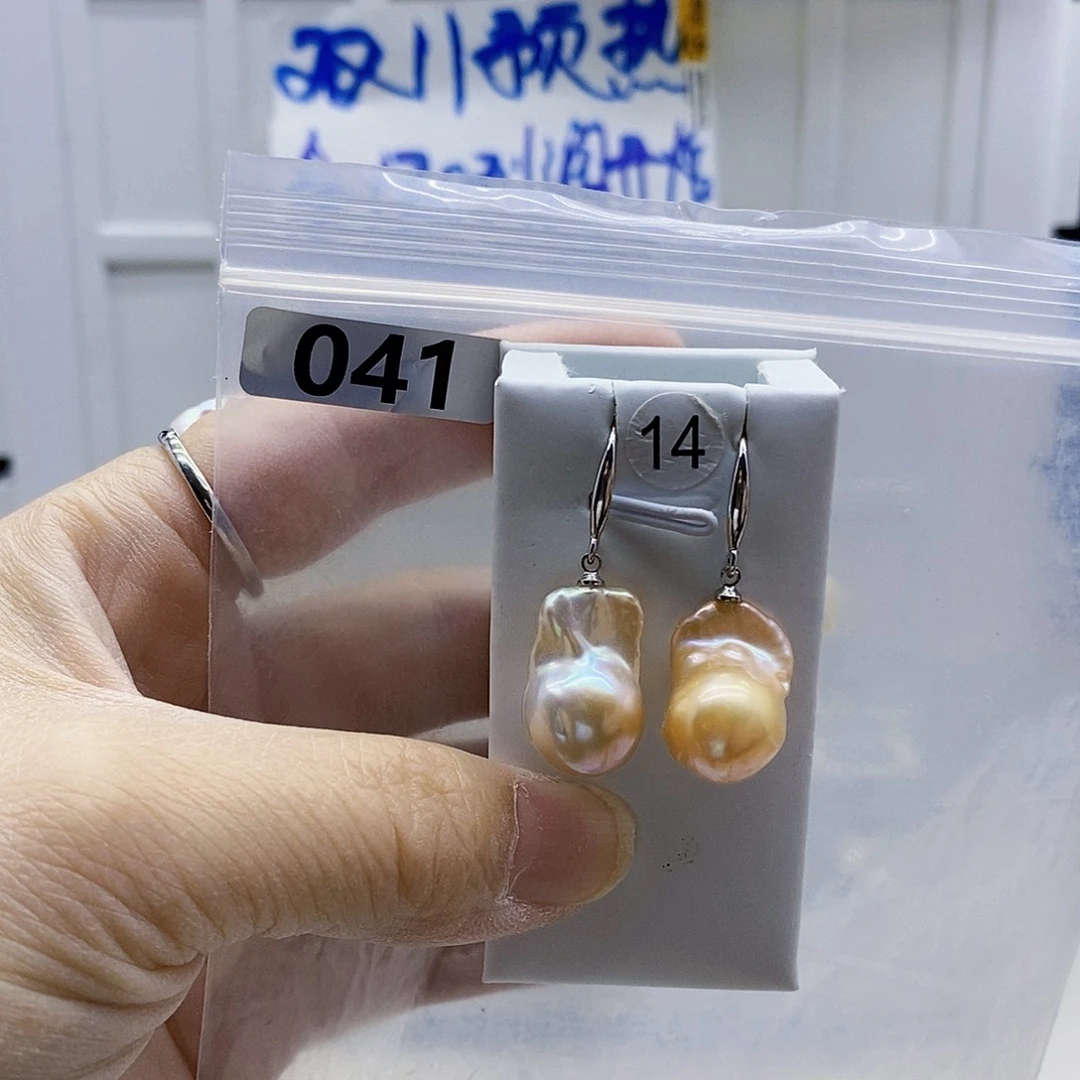 颈饰合金淡水珍珠