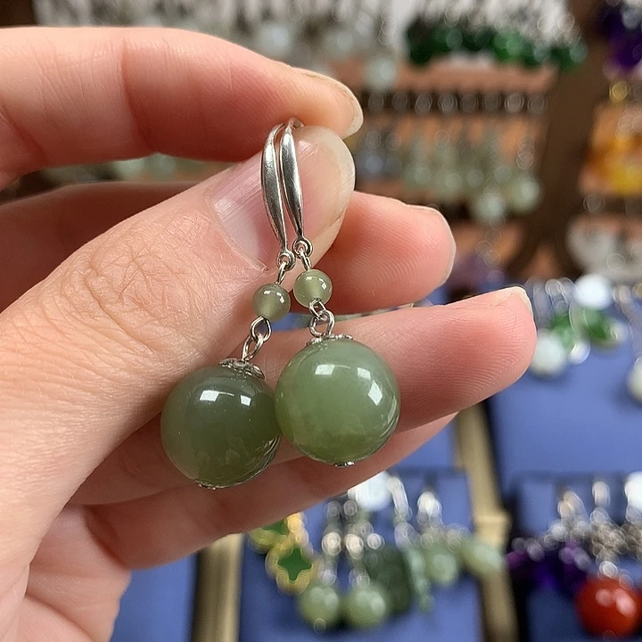 和田玉银S925镶嵌耳饰12左右晴水绿