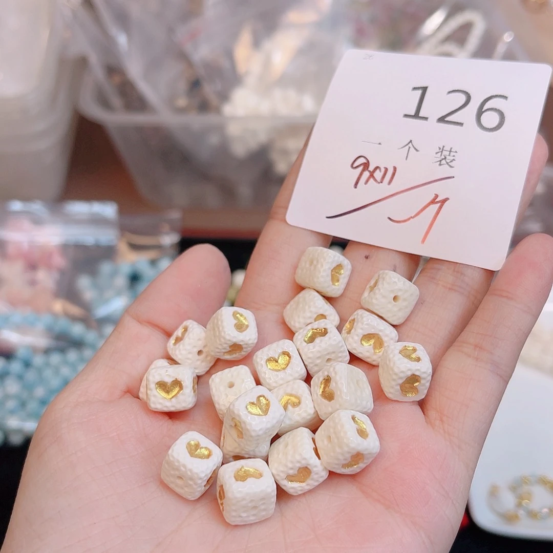 水晶珠宝半成品未镶嵌126 。