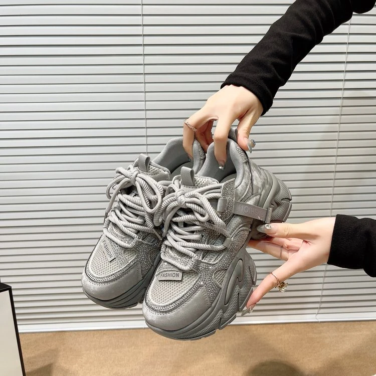 新款老爹鞋女灰色系舒适增高百搭轻便休闲运动鞋秀气显脚小女鞋