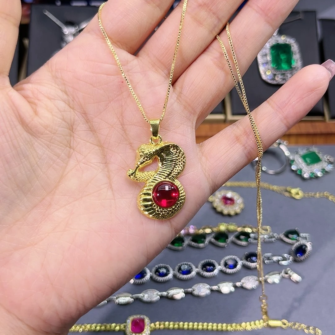 银S925镶嵌颈饰红宝石w 96