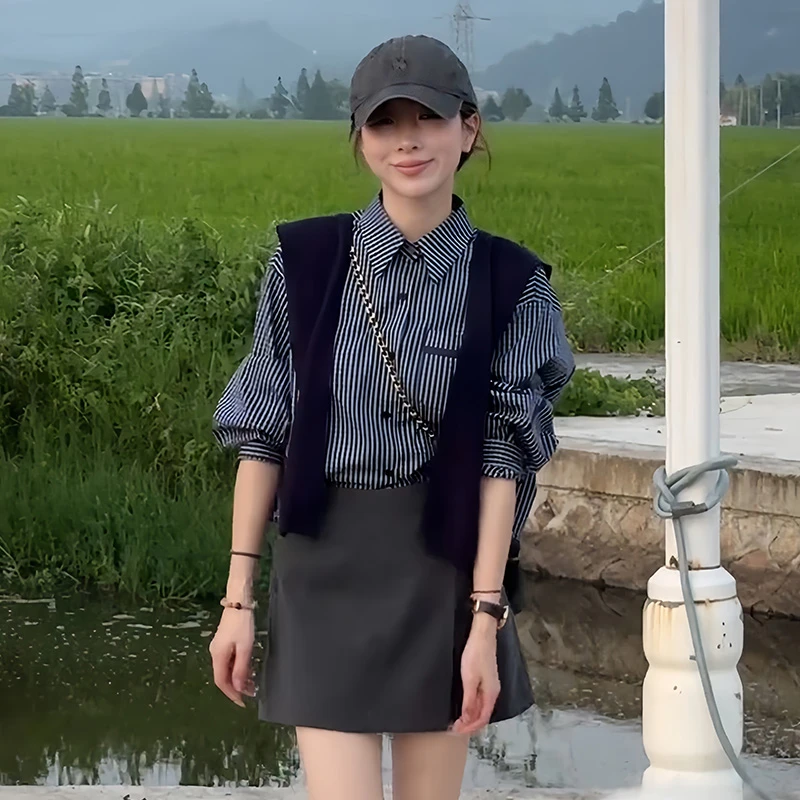 2025秋季新款时尚格子长袖显瘦衬衫女小个子百搭翻领小衫披肩套装