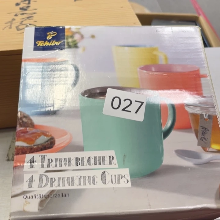 2***哥盖碗瓷器制作工艺精湛