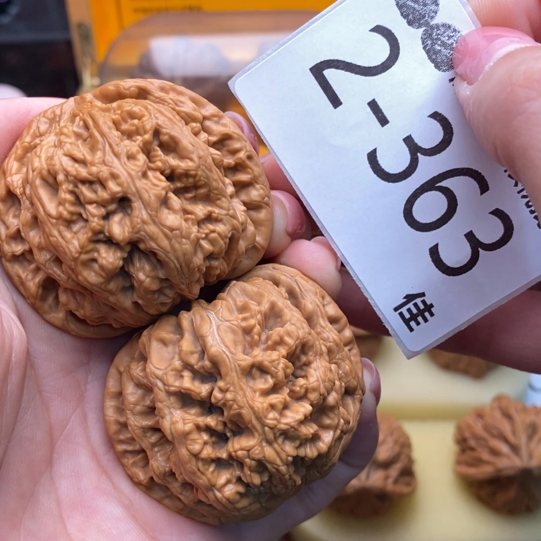 文玩核桃把件47粗筋